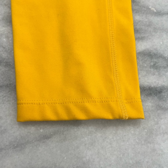 Gymshark Yellow Workout Leggings Women’s medium - Picture 11 of 12